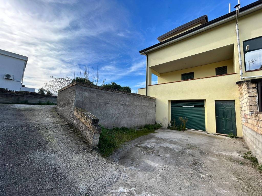 Villetta a schiera a Catanzaro in Via Puglia - Foto 4