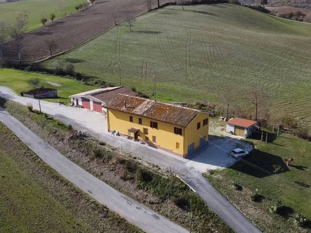 Villa a Camerino in Località Rio - Foto 2