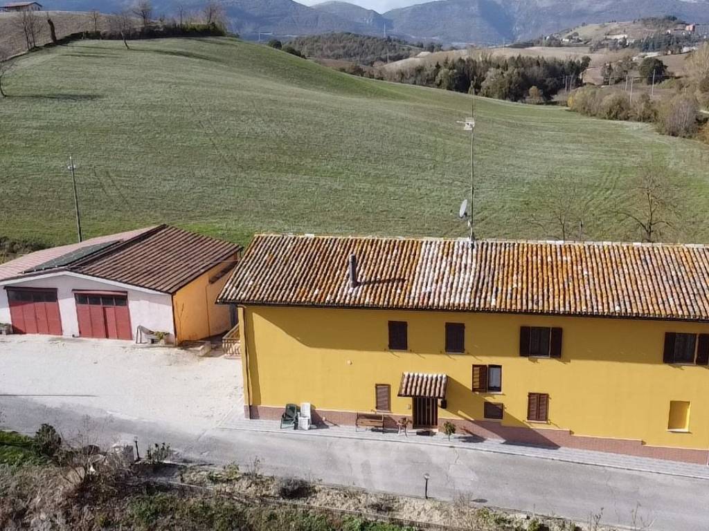 Villa a Camerino in Località Rio - Foto 3