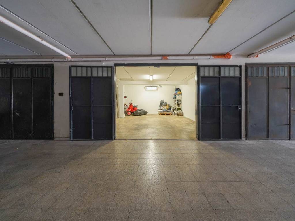 Box / garage a Palo del colle in Via Vittorio Nunziante - Foto 2