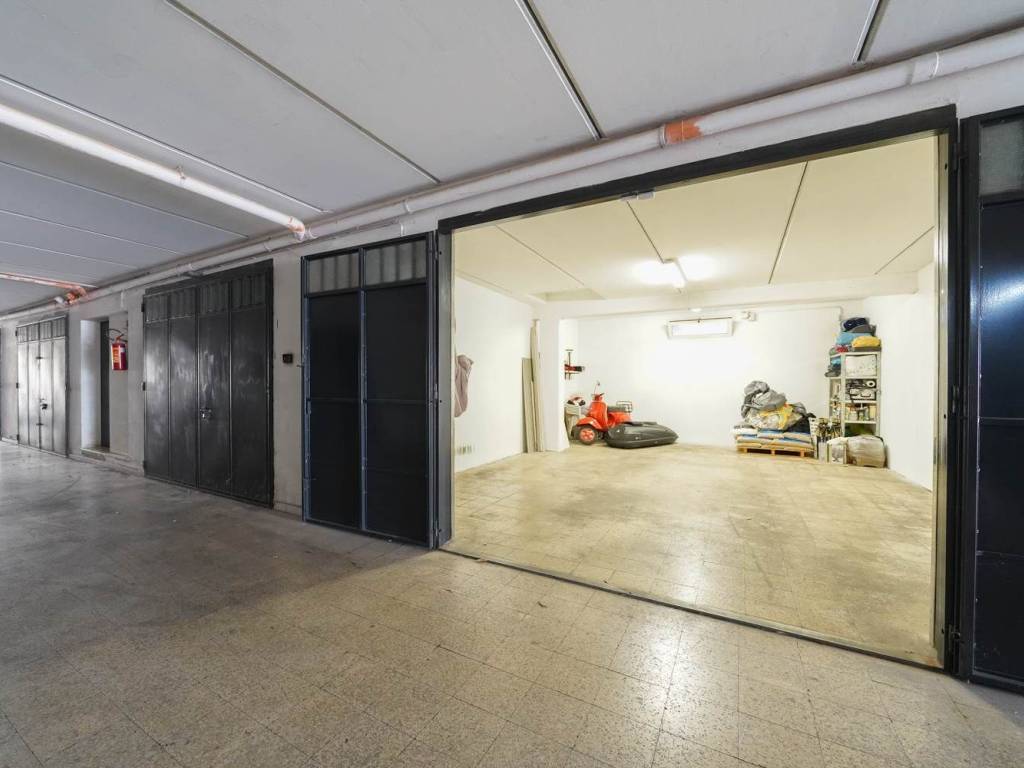 Box / garage a Palo del colle in Via Vittorio Nunziante - Foto 3