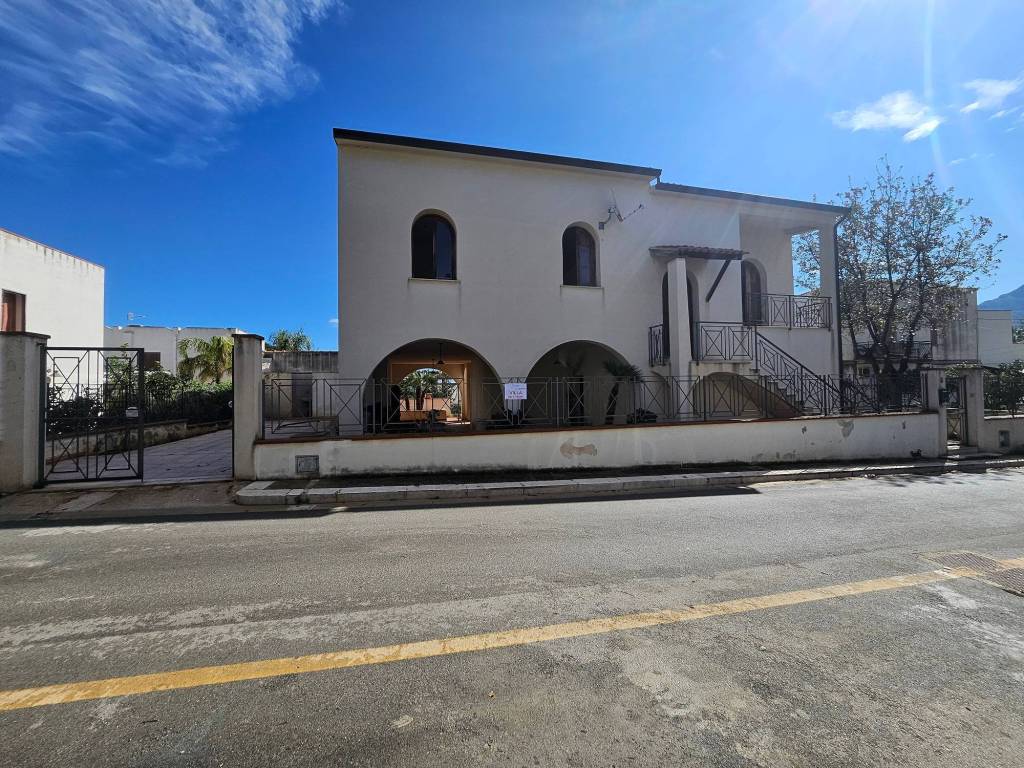 Villa a San vito lo capo in Via Calamancina - Foto 2