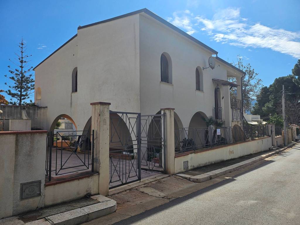 Villa a San vito lo capo in Via Calamancina - Foto 4