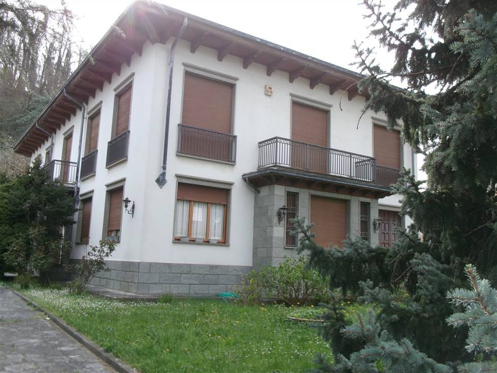 Villa a Arquata scrivia in Via Martiri della Benedicta, 2 - Foto 2