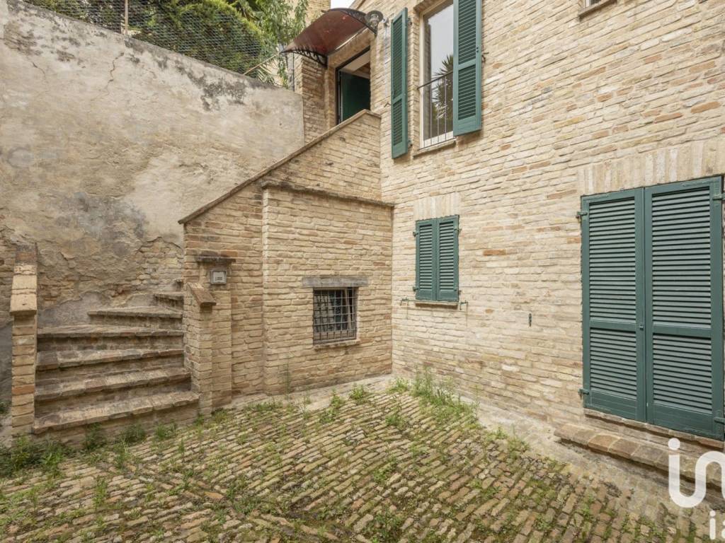 Casa indipendente a Civitanova marche in Vicolo aurora, 38 - Foto 3