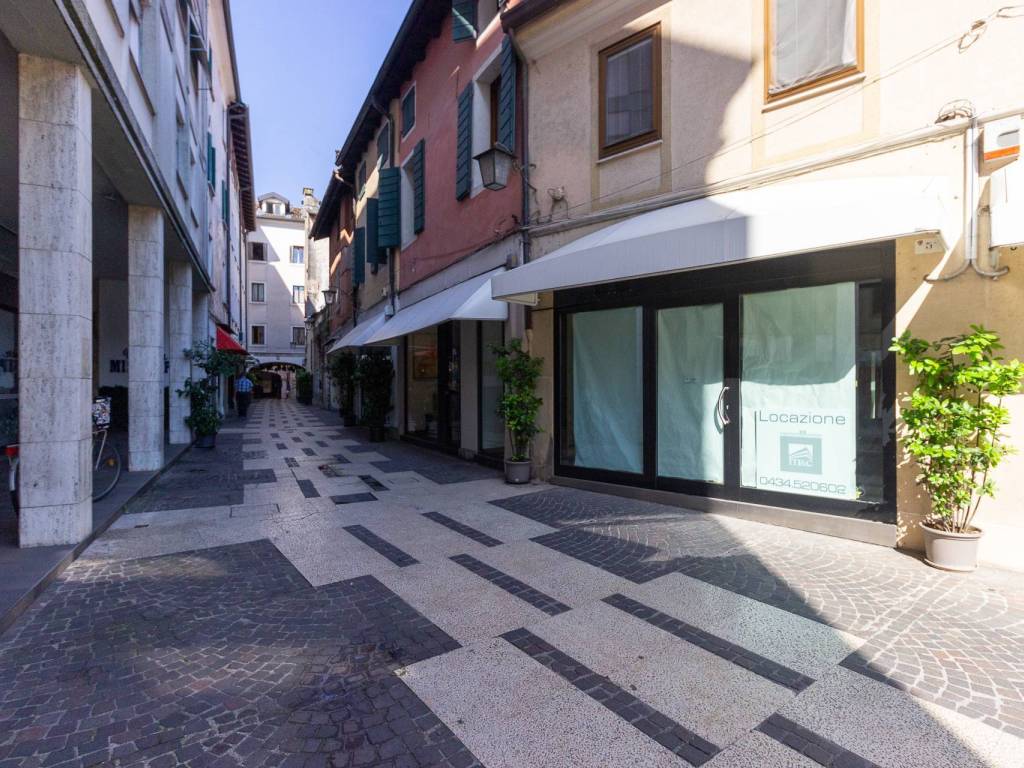 Immobile a Pordenone in Via Cesare Battisti, 5 - Foto 2