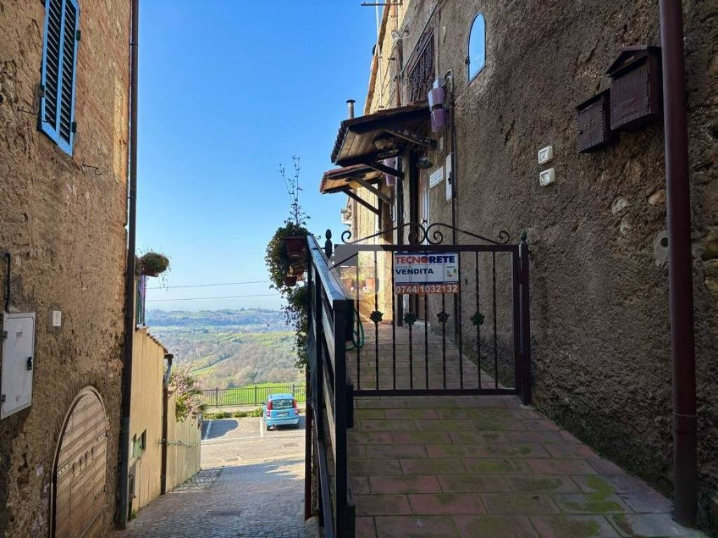 Casa indipendente a Montebuono in Via Giuseppe Verdi - Foto 4