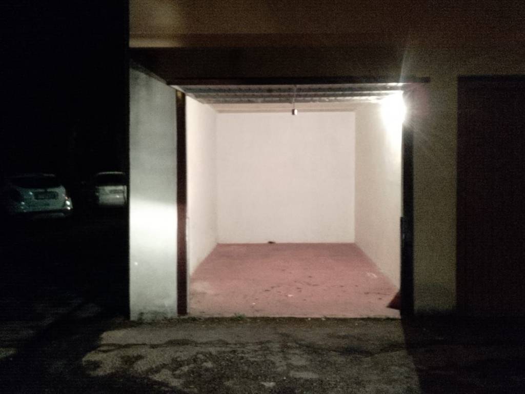 Box / garage a Traversetolo in Via 4 Novembre - Foto 3