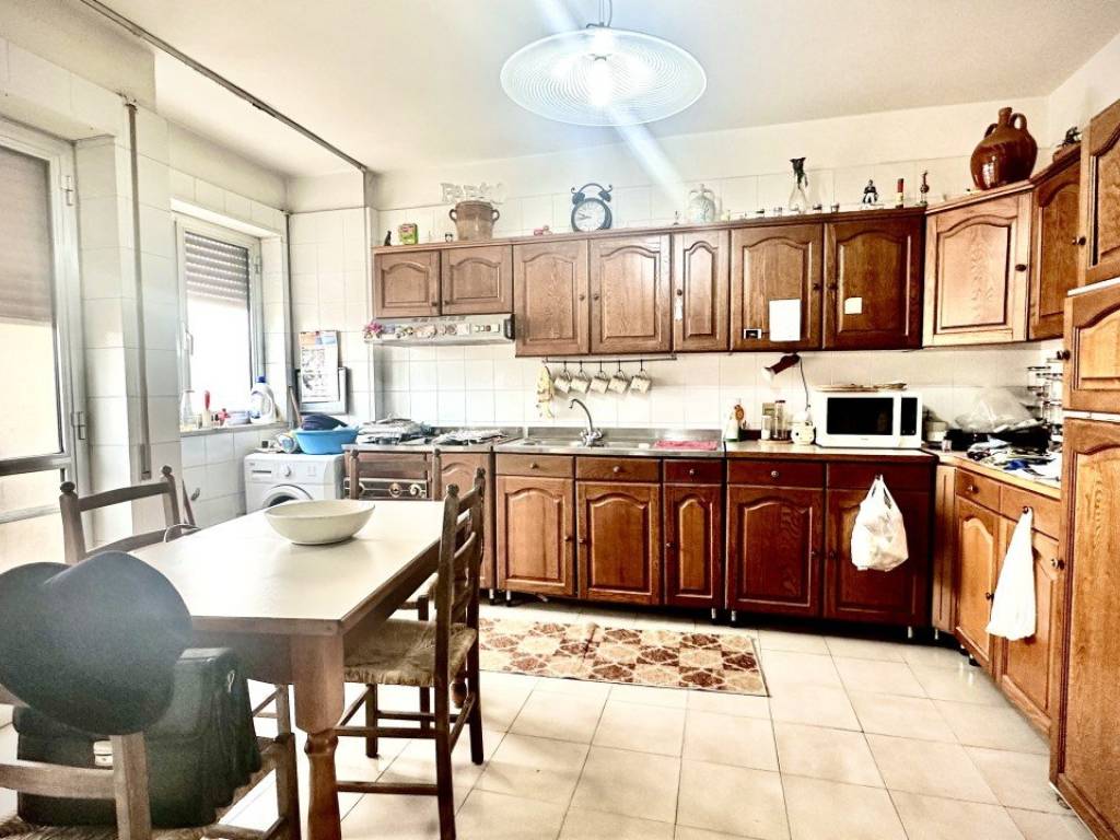 Appartamento a Taranto in VIA LAGO DI MONTICCHIO - Foto 3
