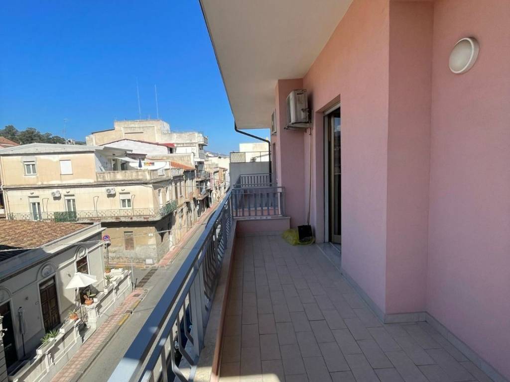 Appartamento a Santa teresa di riva in Via Francesco Crispi, 390 - Foto 2