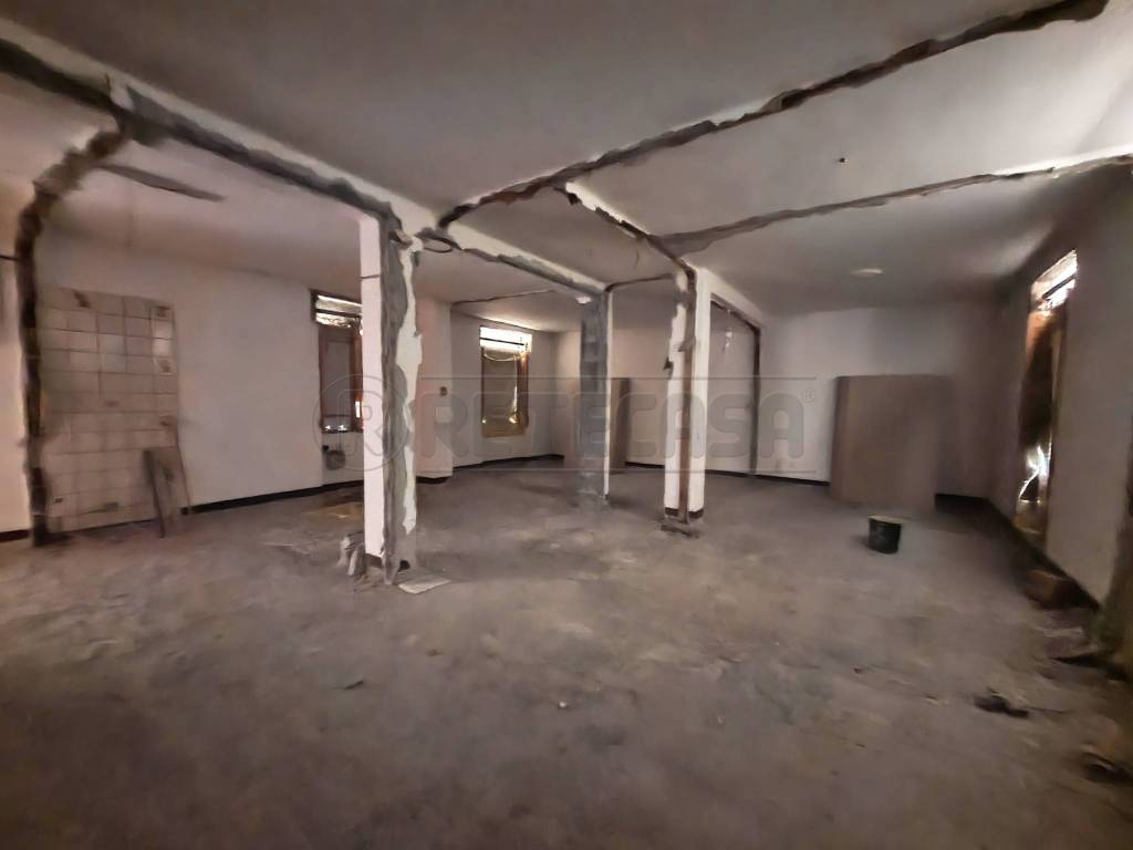 Appartamento a Cremona in Via del Giordano - Foto 3