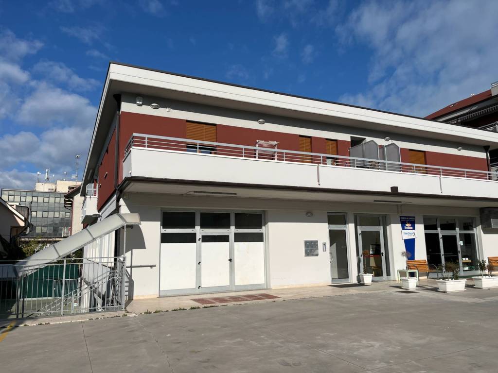 Immobile a San benedetto del tronto in Via Leonardo Bianchi - Foto 2