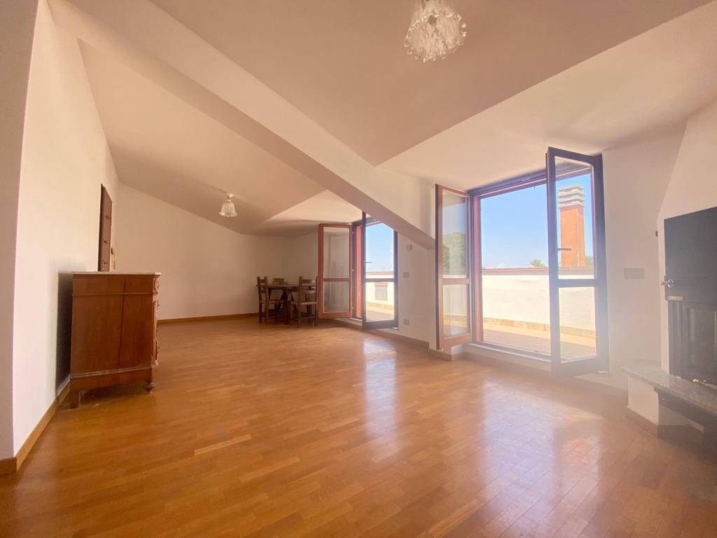 Attico / mansarda a Vetralla in Via Giacomo Puccini - Foto 3