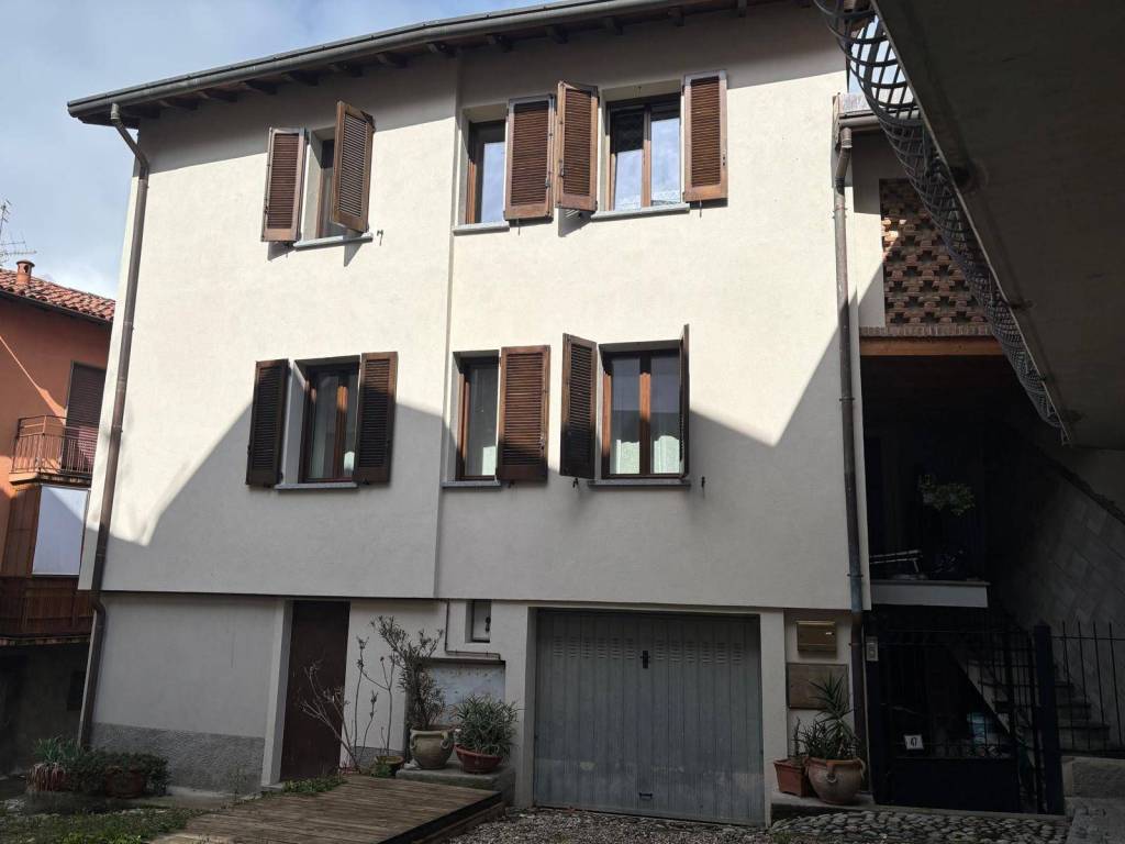 Casa indipendente a Galbiate in Via Pedro Vassena, 47 - Foto 2