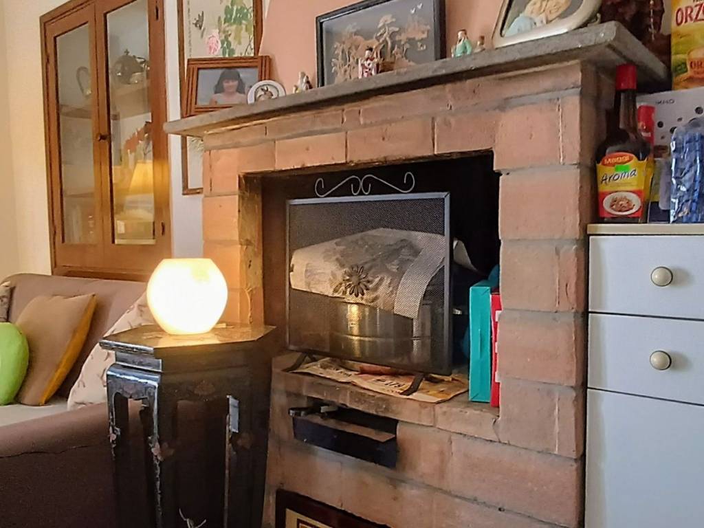 Casa indipendente a Collevecchio in Via Sant'Antonio - Foto 4