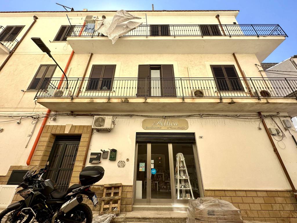 Immobile a Partinico in Via Tarollo, 17 - Foto 1