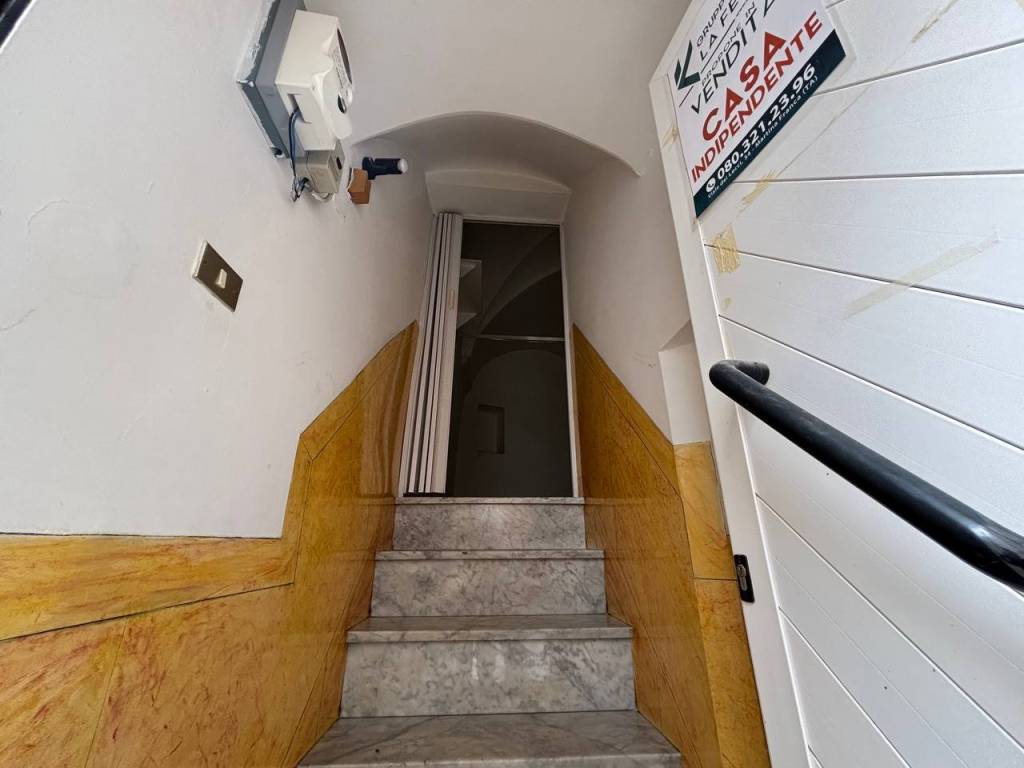 Casa indipendente a Martina franca in vico III PAOLO CHIARA - Foto 4