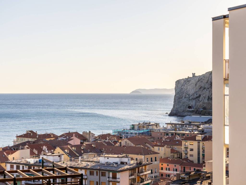 Appartamento a Finale ligure in Via Generale Enrico Caviglia, 74 - Foto 3
