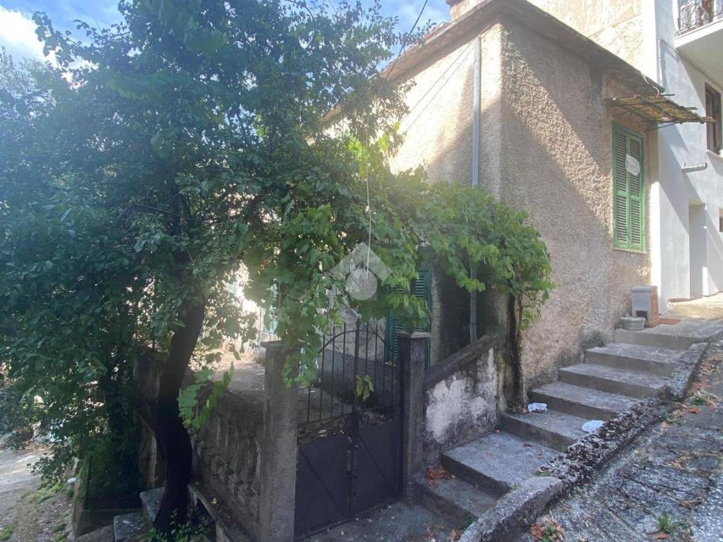 Casa indipendente a Pescosolido in Via fontanelle, 5 - Foto 2