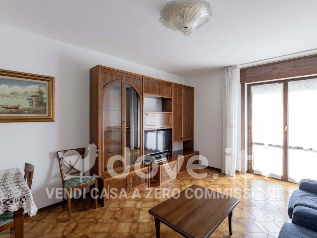 Appartamento a Luino in Via Creva - Foto 5