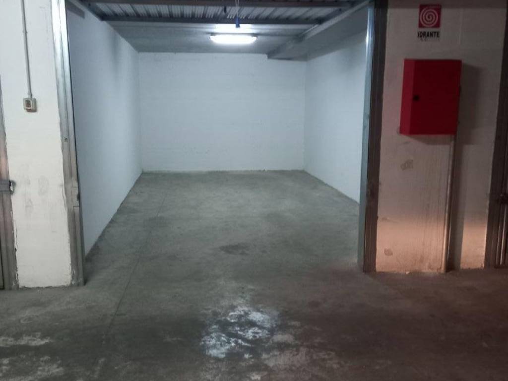 Box / garage a Nocera inferiore in Via Domenico Rea - Foto 2
