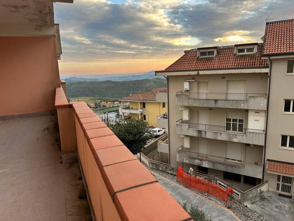 Appartamento a Catanzaro in Via Alessi di Turio - Foto 5