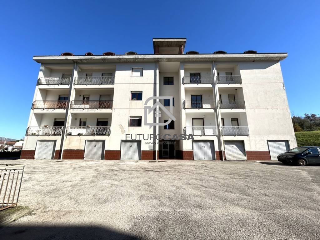 Appartamento a Mirabella eclano in Strada Statale delle Puglie - Foto 2