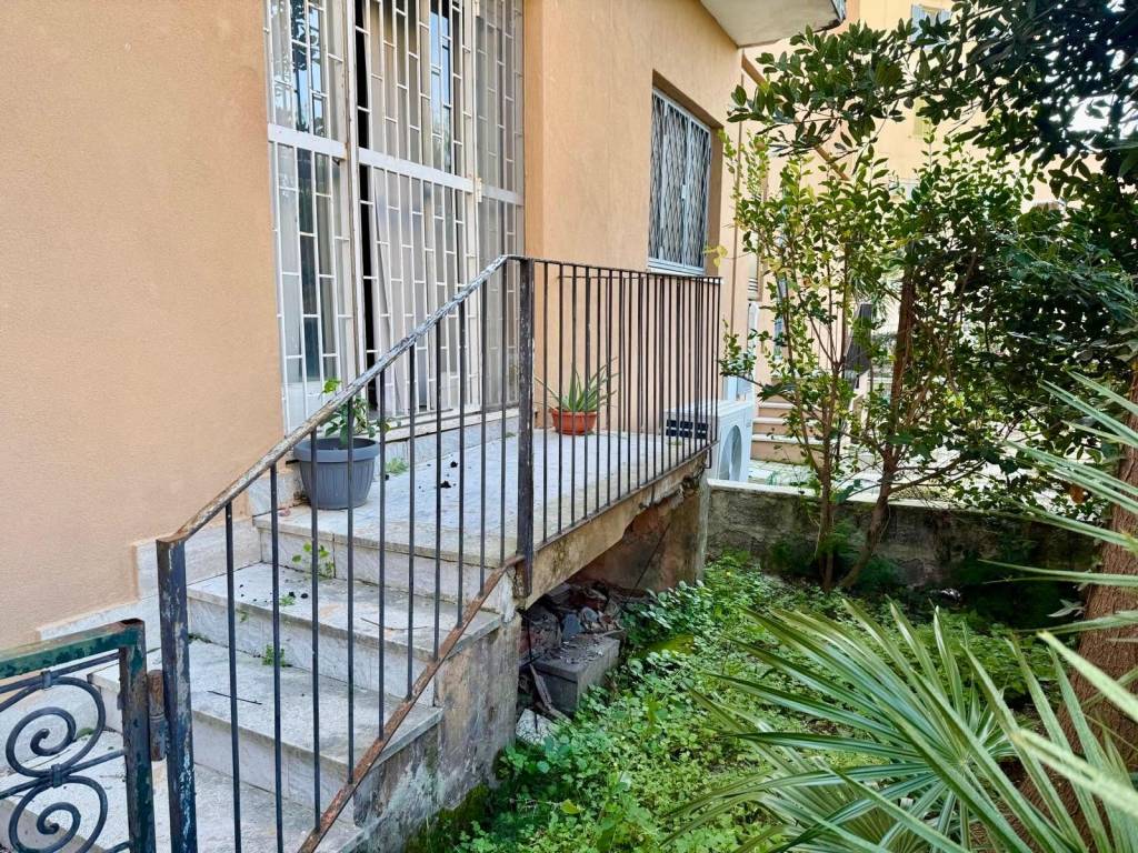 Appartamento a Terracina in Viale della Vittoria - Foto 3