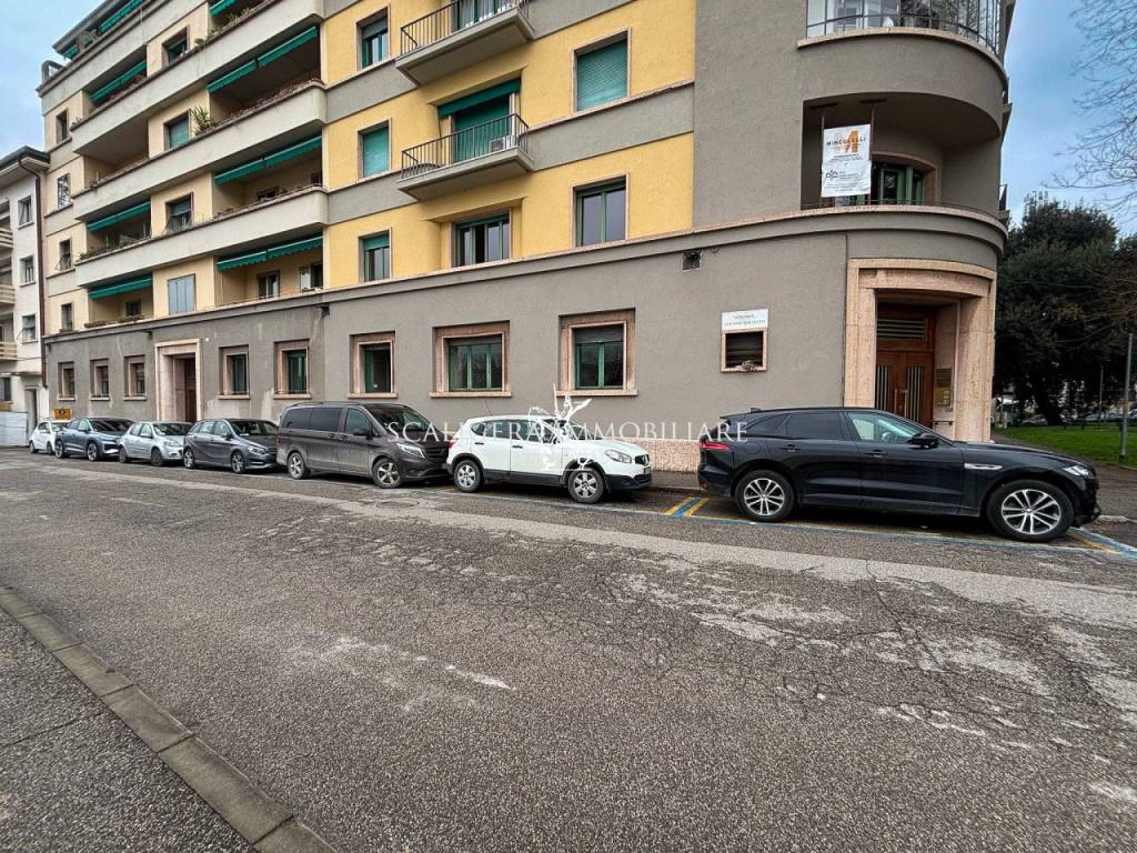 Appartamento a Verona in Lungadige Giacomo Matteotti - Foto 2