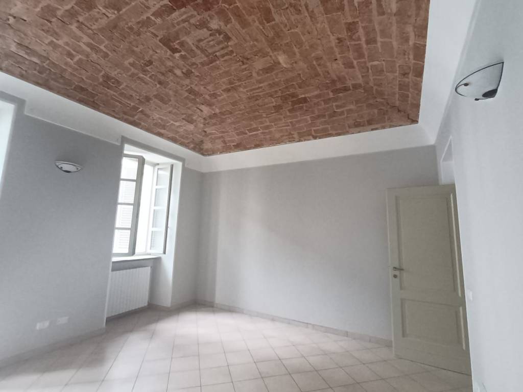 Appartamento a Asti in Corso Vittorio Alfieri, 185 - Foto 2