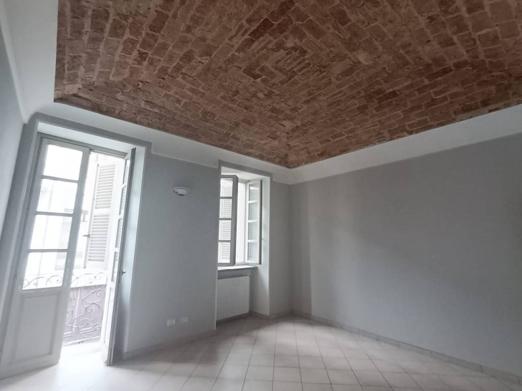 Appartamento a Asti in Corso Vittorio Alfieri, 185 - Foto 4