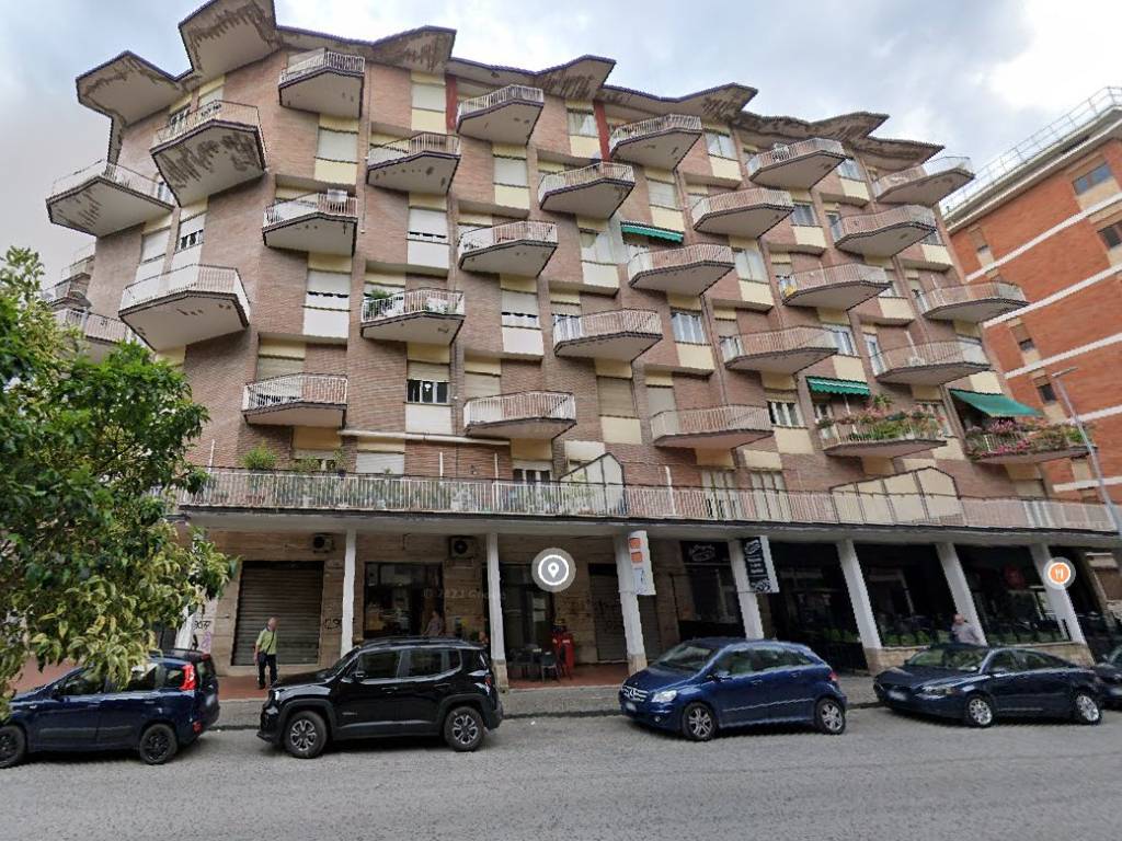 Appartamento a Avellino in Via Tagliamento - Foto 2