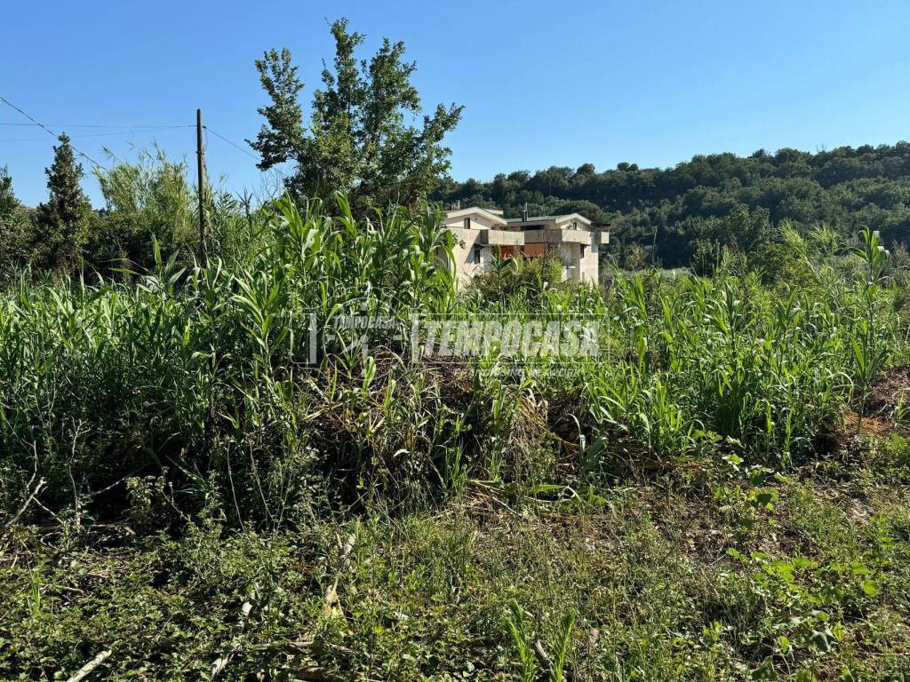 Terreno a Caserta in Via Cancello - Foto 2