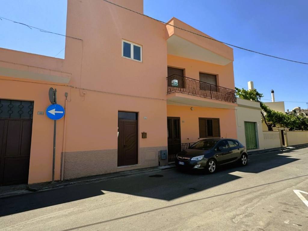 Appartamento a Tricase in Via della Croce - Foto 2