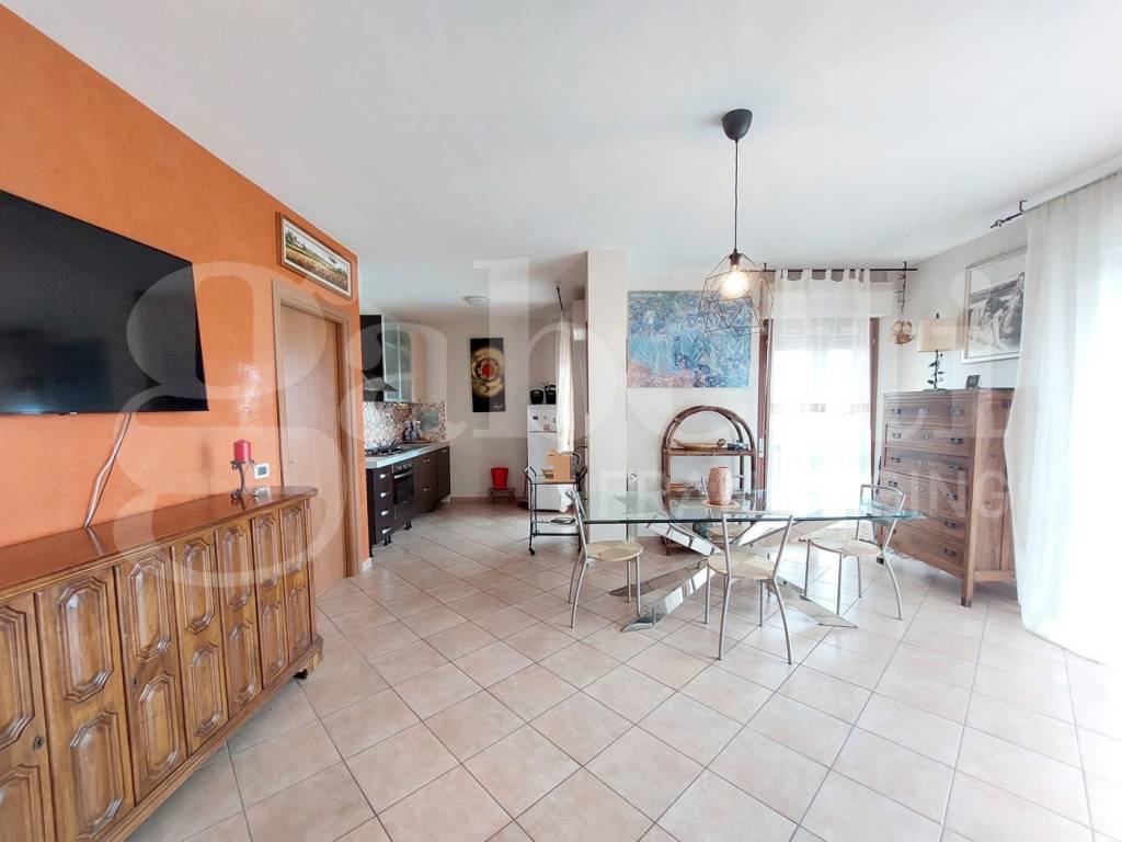 Appartamento a Mosciano sant'angelo in Contrada Sant'Arcangelo, 20 - Foto 2