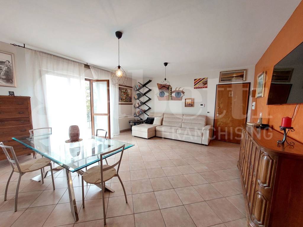 Appartamento a Mosciano sant'angelo in Contrada Sant'Arcangelo, 20 - Foto 4