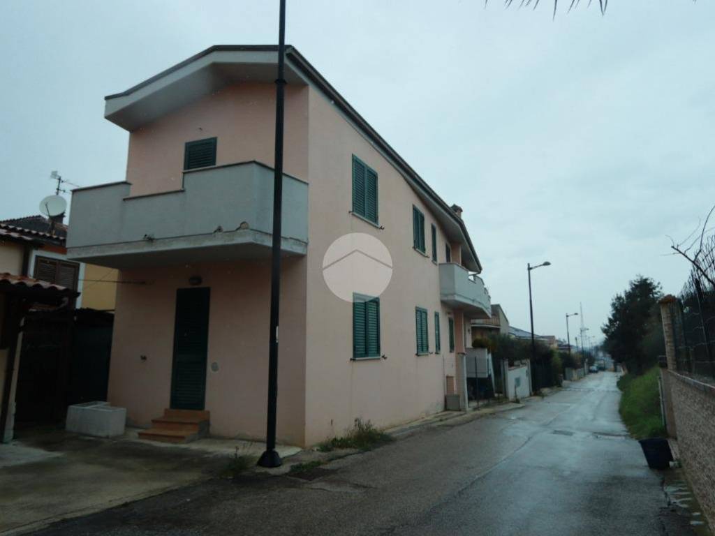 Villa a Pescara in Strada vicinale del trappeto, 22 - Foto 3