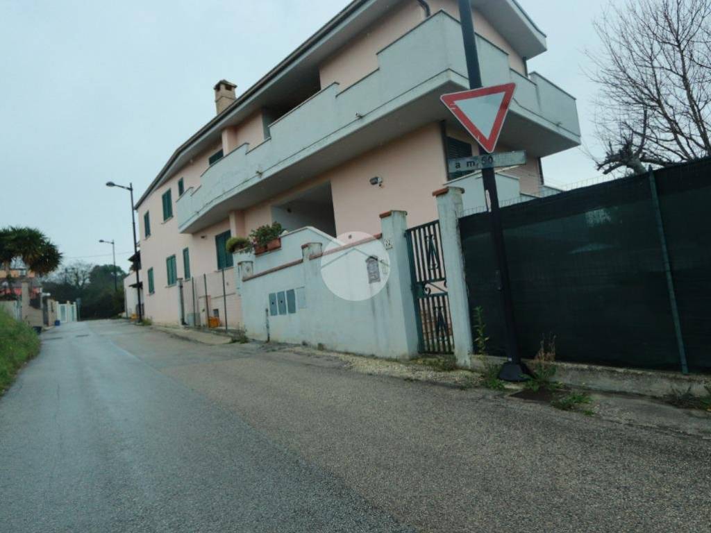 Villa a Pescara in Strada vicinale del trappeto, 22 - Foto 4