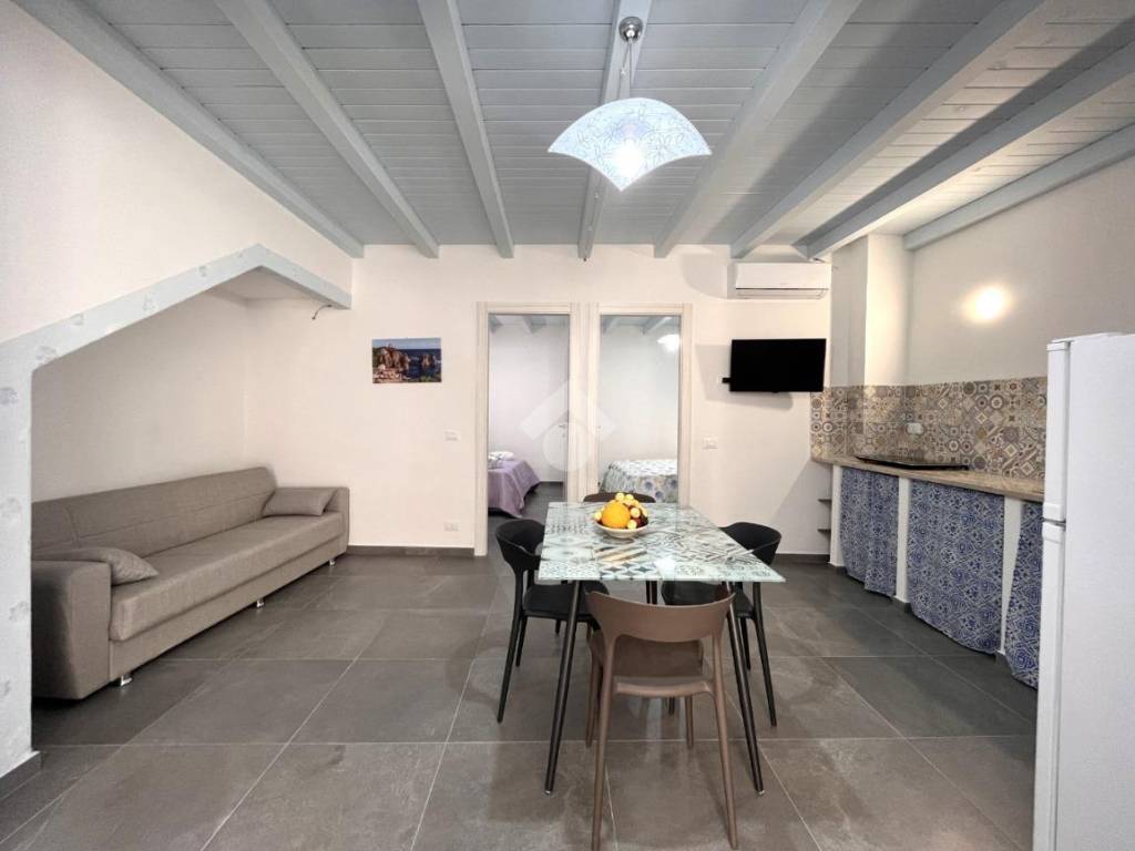 Casa indipendente a Castellammare del golfo in Via Lungaro, 1 - Foto 4