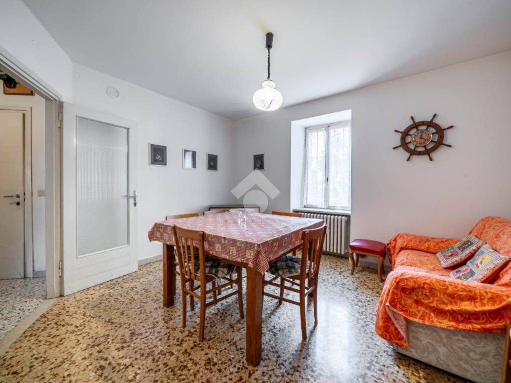Appartamento a Bosco chiesanuova in Via Carlo Ederle - Foto 3