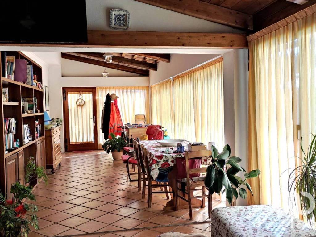 Villa a San costanzo in Strada Solfanuccio, 41 - Foto 2