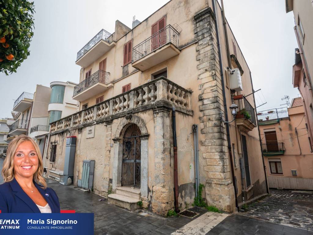 Casa indipendente a Melilli in Piazza umberto I, 31 - Foto 2