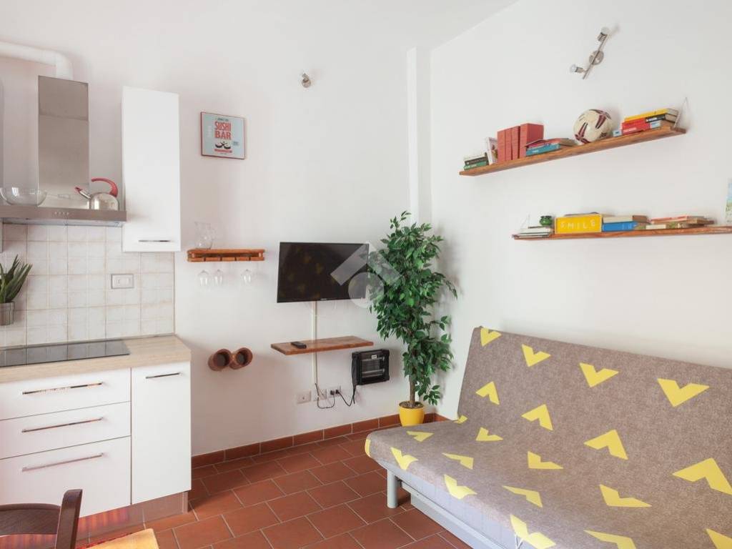 Appartamento a Prato in Via Agnolo Firenzuola, 23 - Foto 2