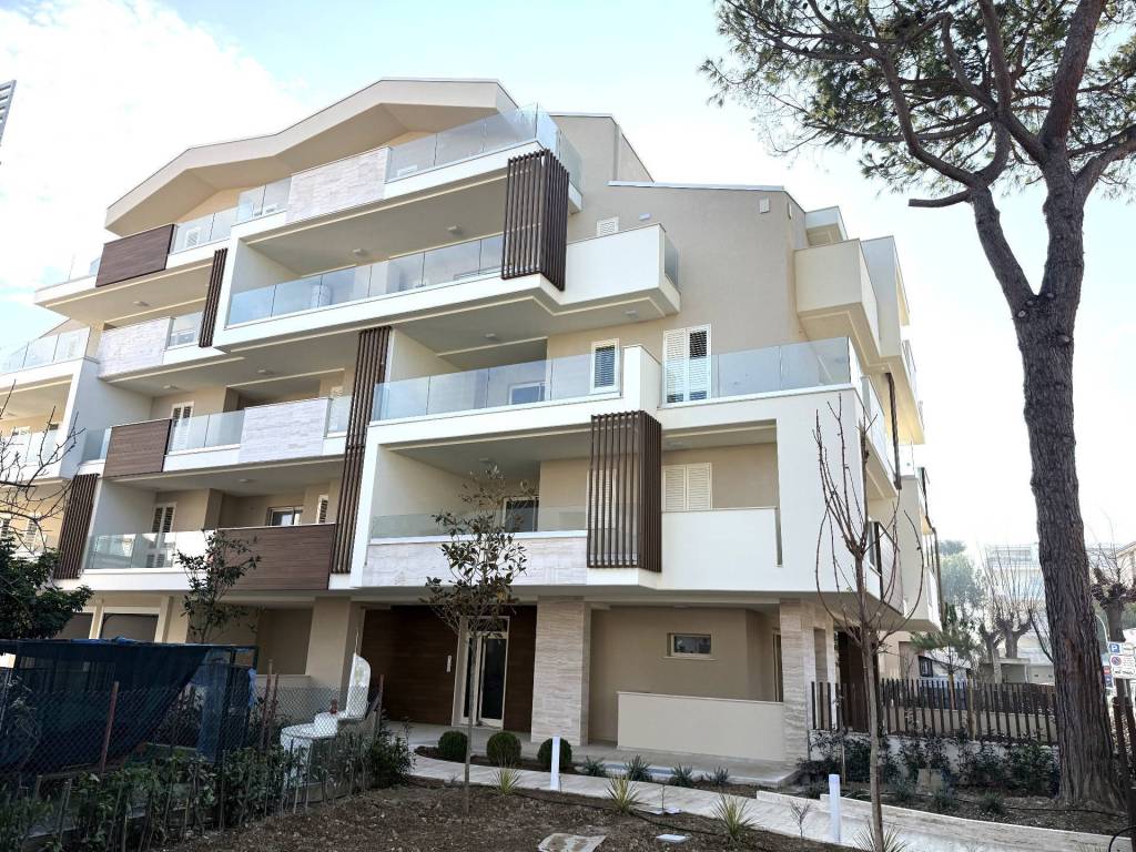 Appartamento a Tortoreto in Via Archimede - Foto 2
