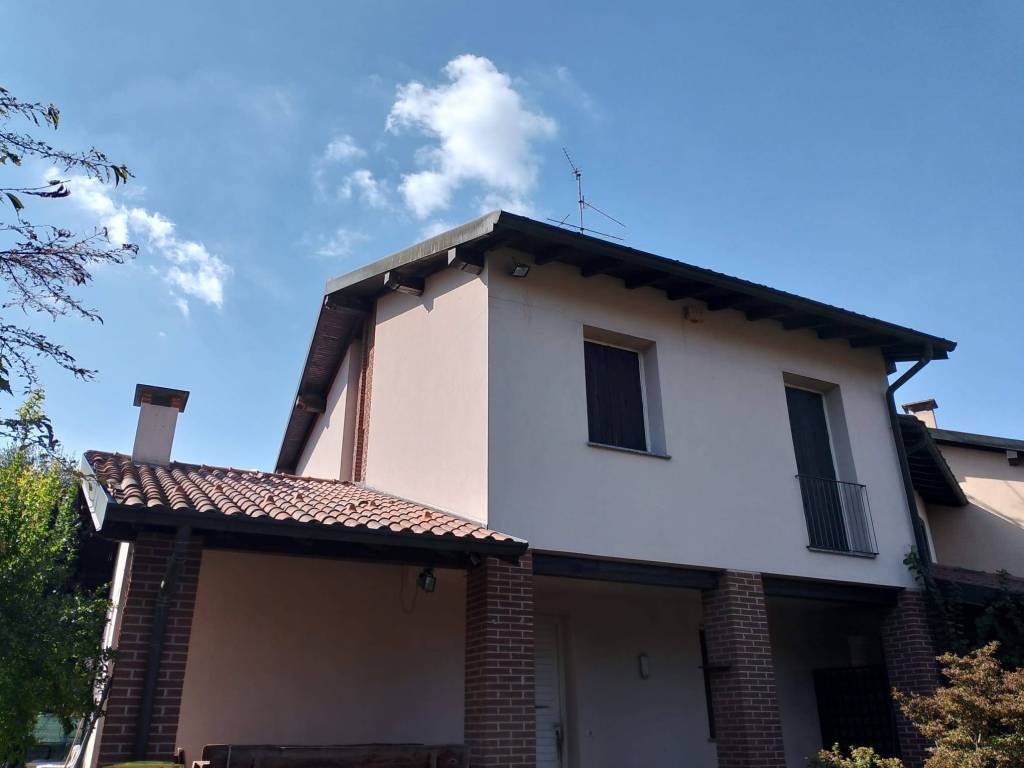 Villetta a schiera a Besnate in Via Nazario Sauro, 12 - Foto 2