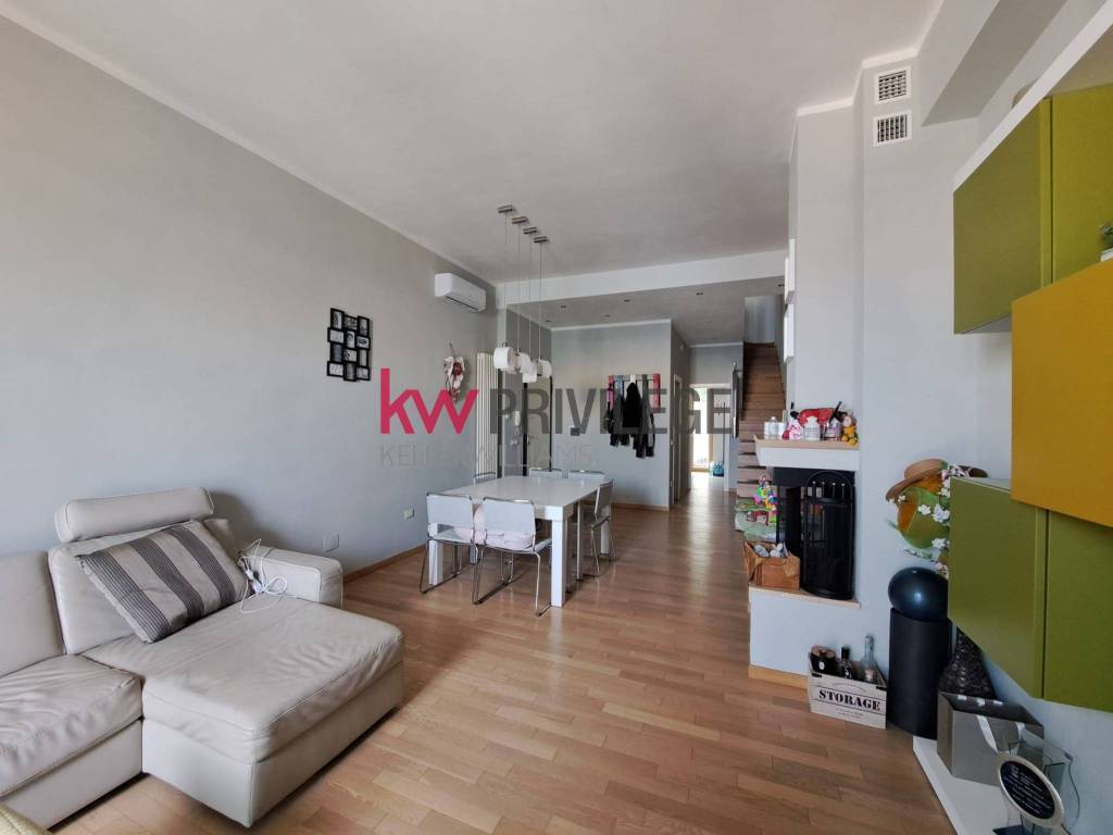 Appartamento a Brindisi in Via Paolo Thaon de Revel - Foto 5
