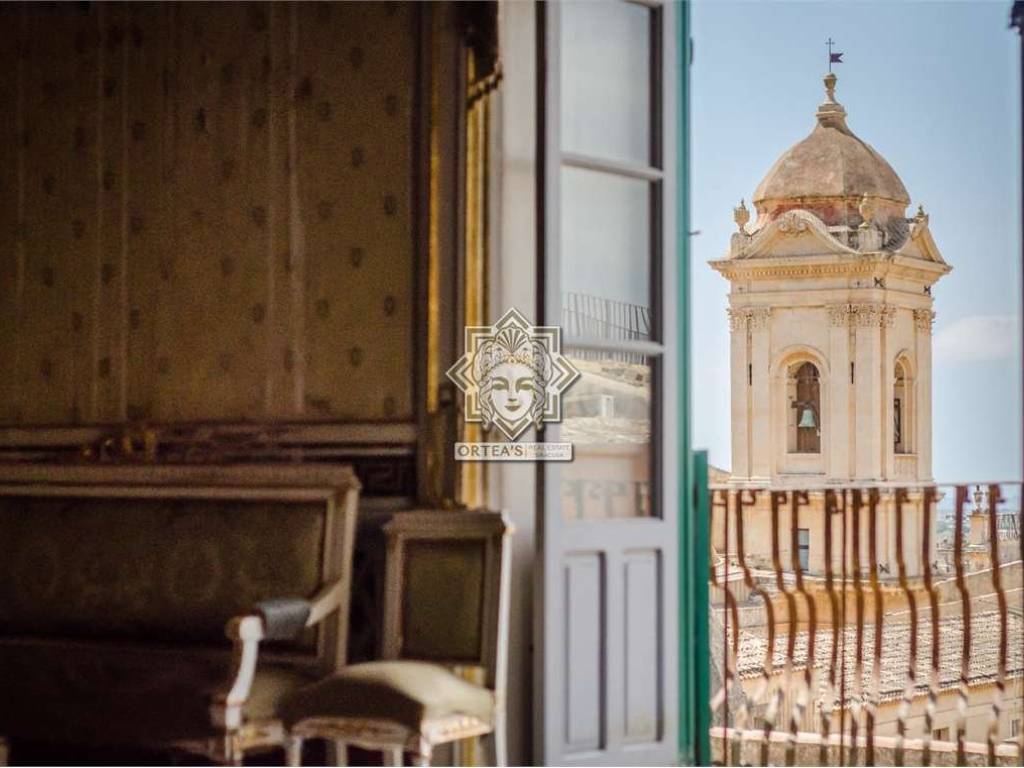 Appartamento a Noto in Via Camillo Benso Conte di Cavour, 48 - Foto 2