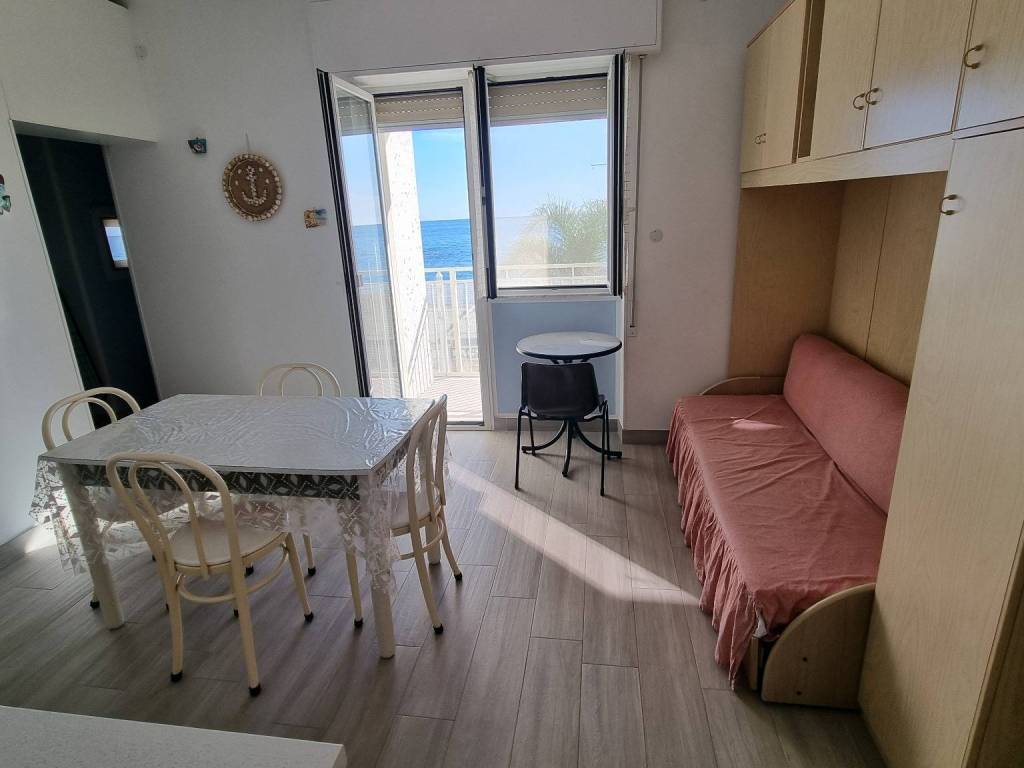 Appartamento a Borghetto santo spirito in Lungomare Giacomo Matteotti - Foto 5