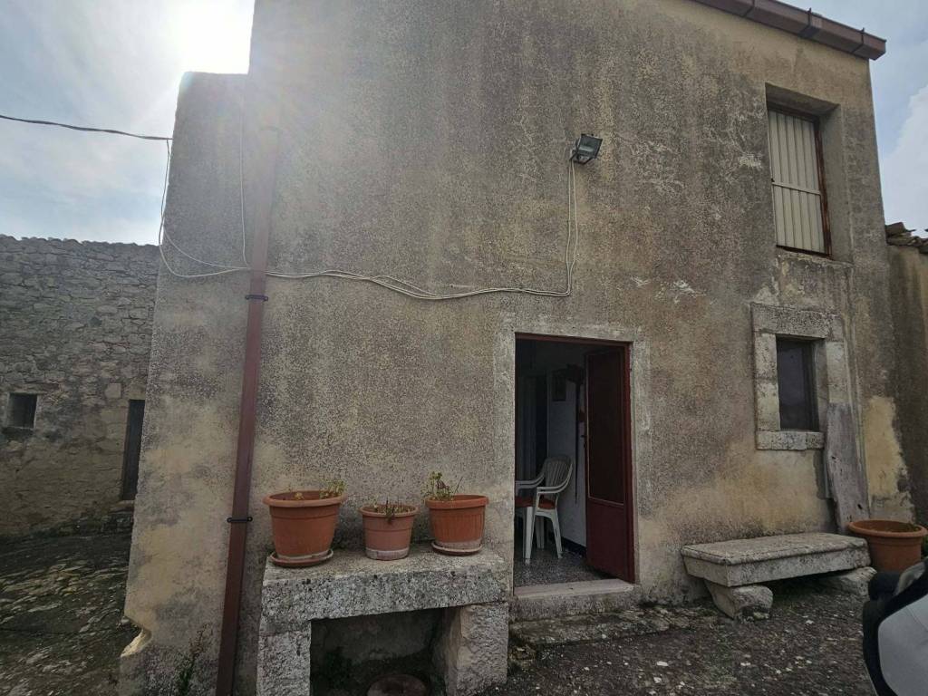 Casa indipendente a Ragusa in Contrada Bellocozzo - Foto 2