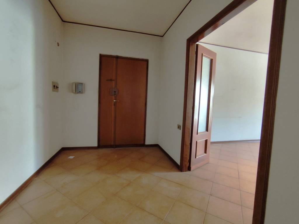 Appartamento a Caserta in Via Gioacchino Rossini, 77 - Foto 4